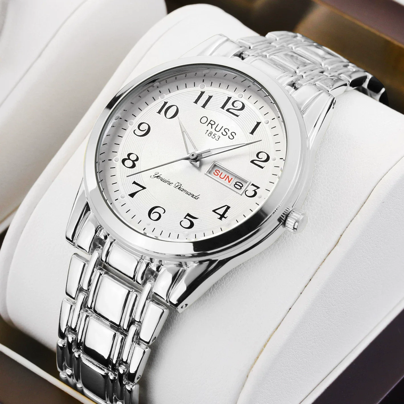 Adult Watch Alloy Case And Strap Round Dial Digital Quartz Luminous Waterproof - Image 9