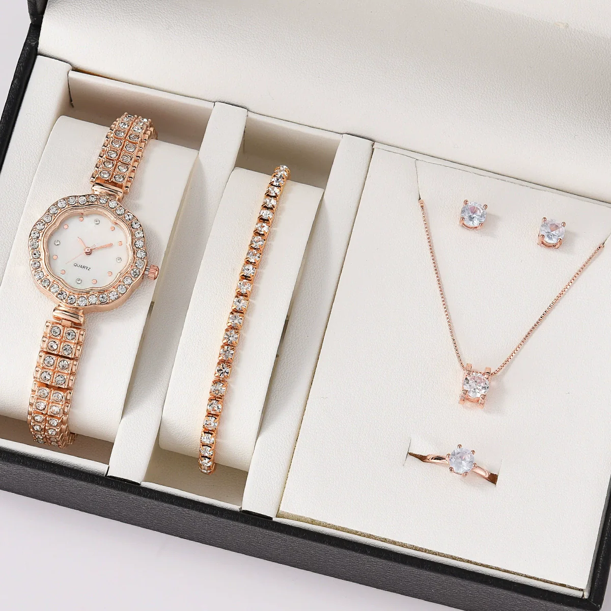 Alloy Band Women's Quartz Watch Set With Round Dial And Leisure Style