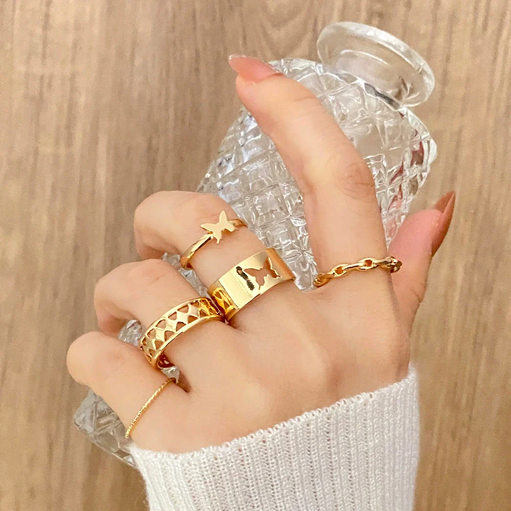 Alloy Butterfly Hollow Twist Electroplated Women's Ring Set