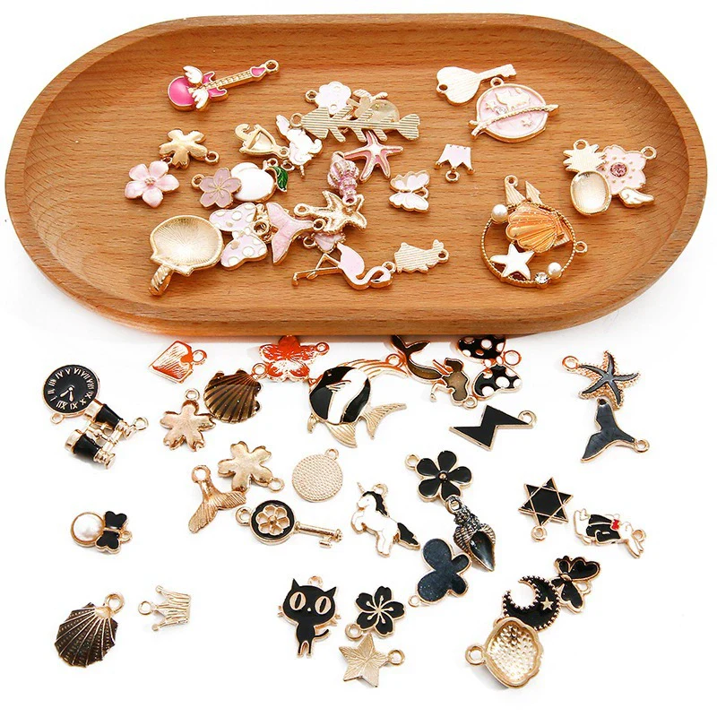Alloy Cartoon Dripping Oil Handmade Pendant Earrings Jewelry Mobile Phone Shell Accessories Wholesale - Image 4