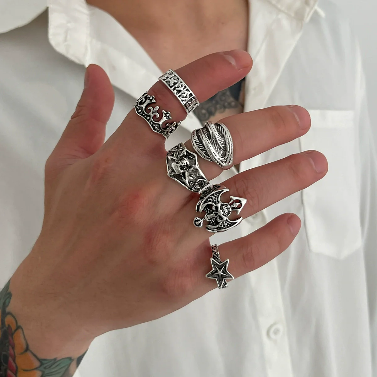 Alloy Dark Punk Retro Joint Ring Set With Carved Bat And Geometric Pattern For Couple - Image 2
