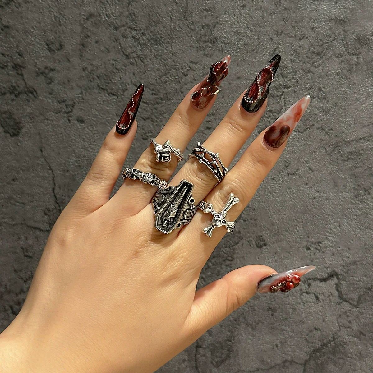 Alloy Dark Punk Retro Joint Ring Set With Carved Bat And Geometric Pattern For Couple - Image 2
