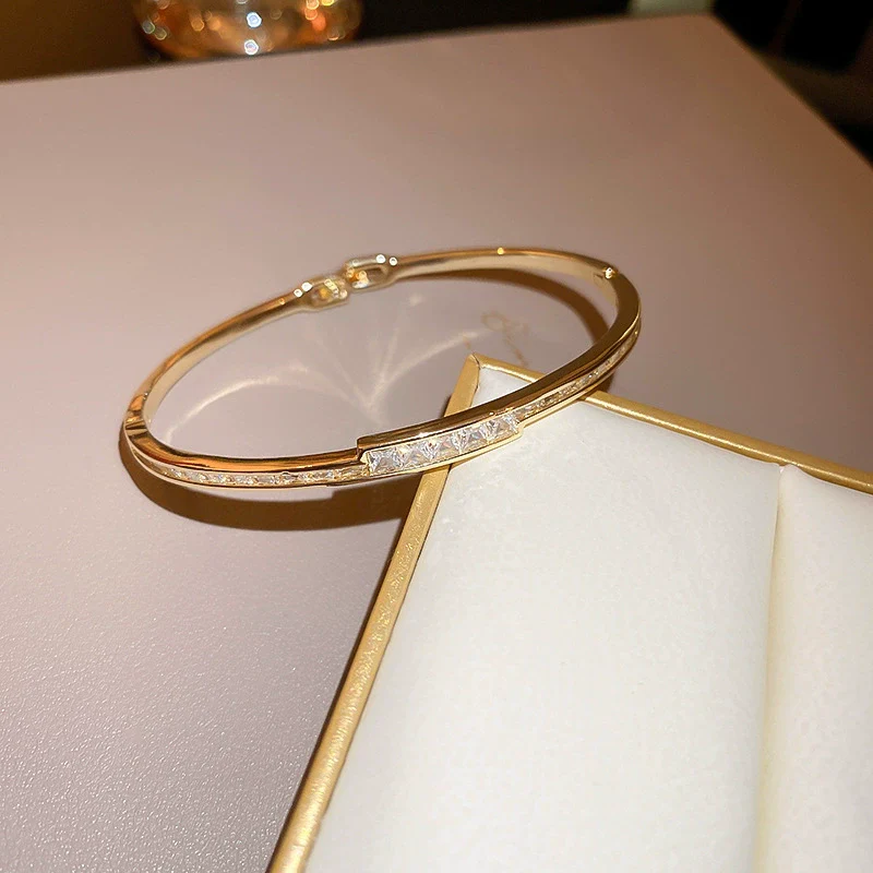 Alloy Electroplated Cold Style Sun And Moon Open Bracelet For Women - Image 12