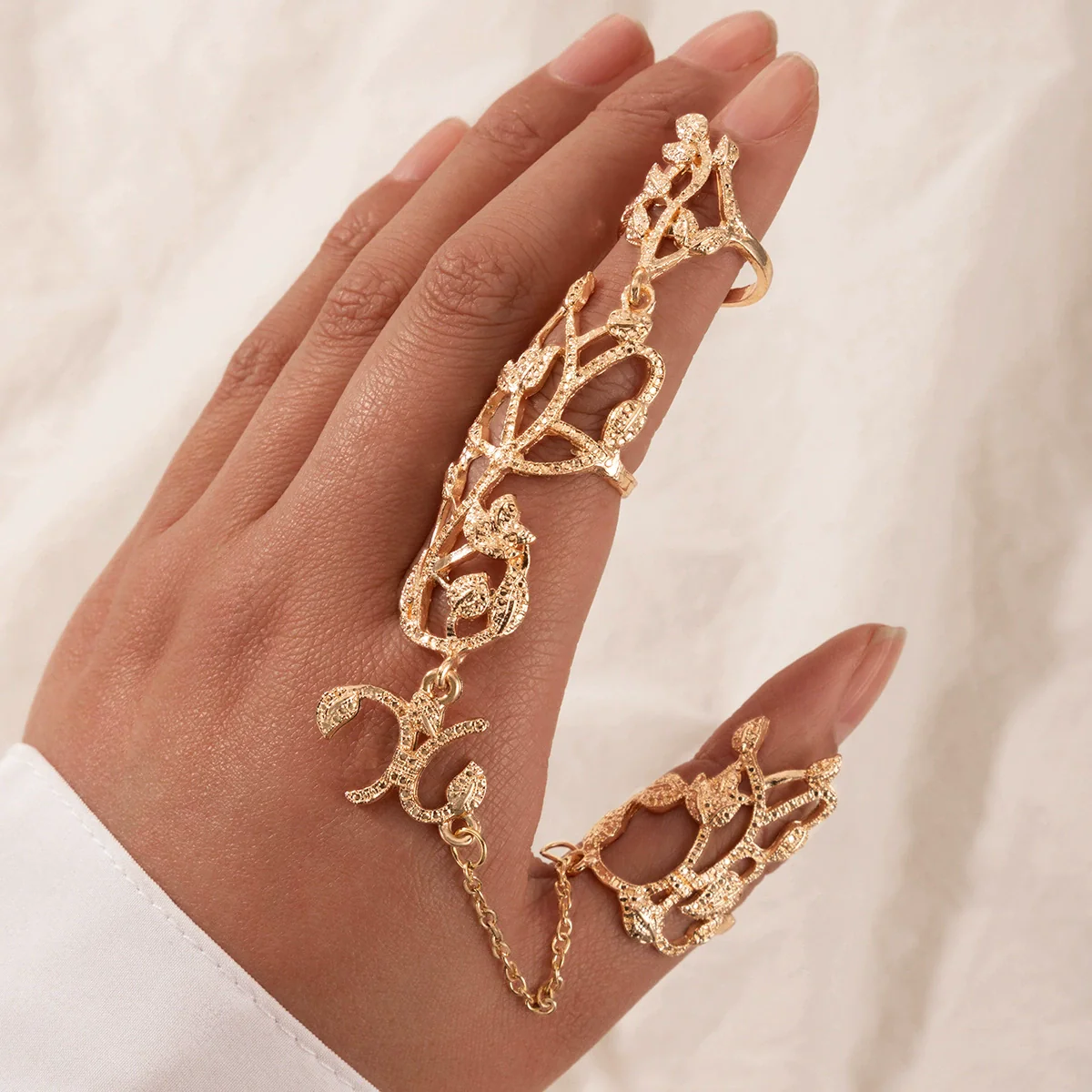 Alloy Fashion Geometric Cut Out Carved Ring Jewelry - Image 2
