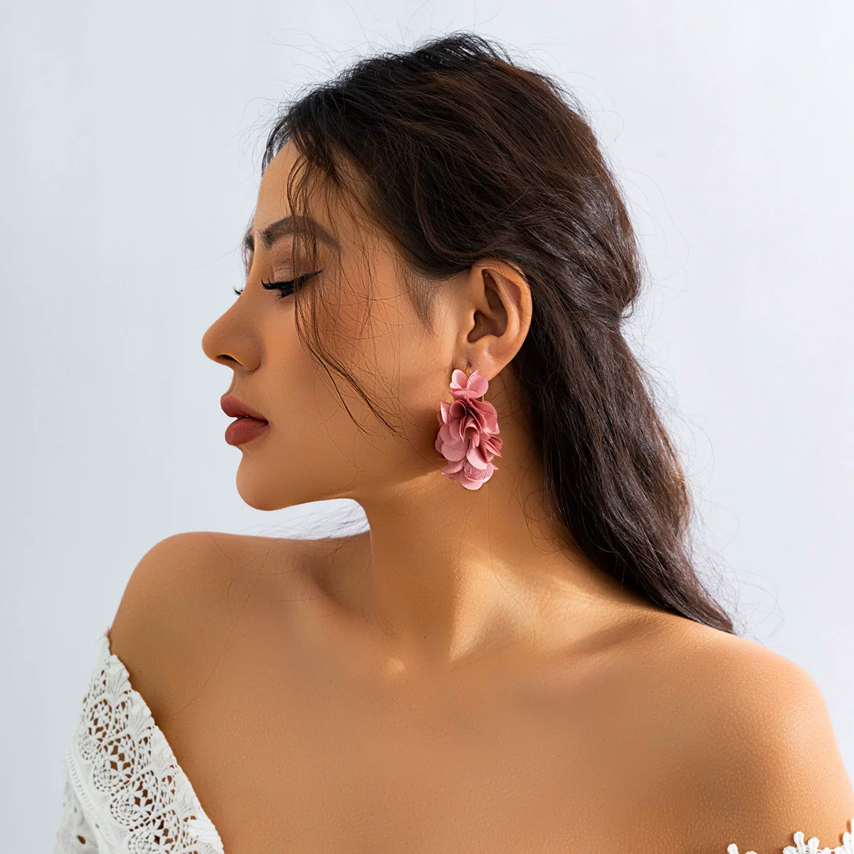 Alloy Flower Style Electroplated Women's Earrings - Image 8