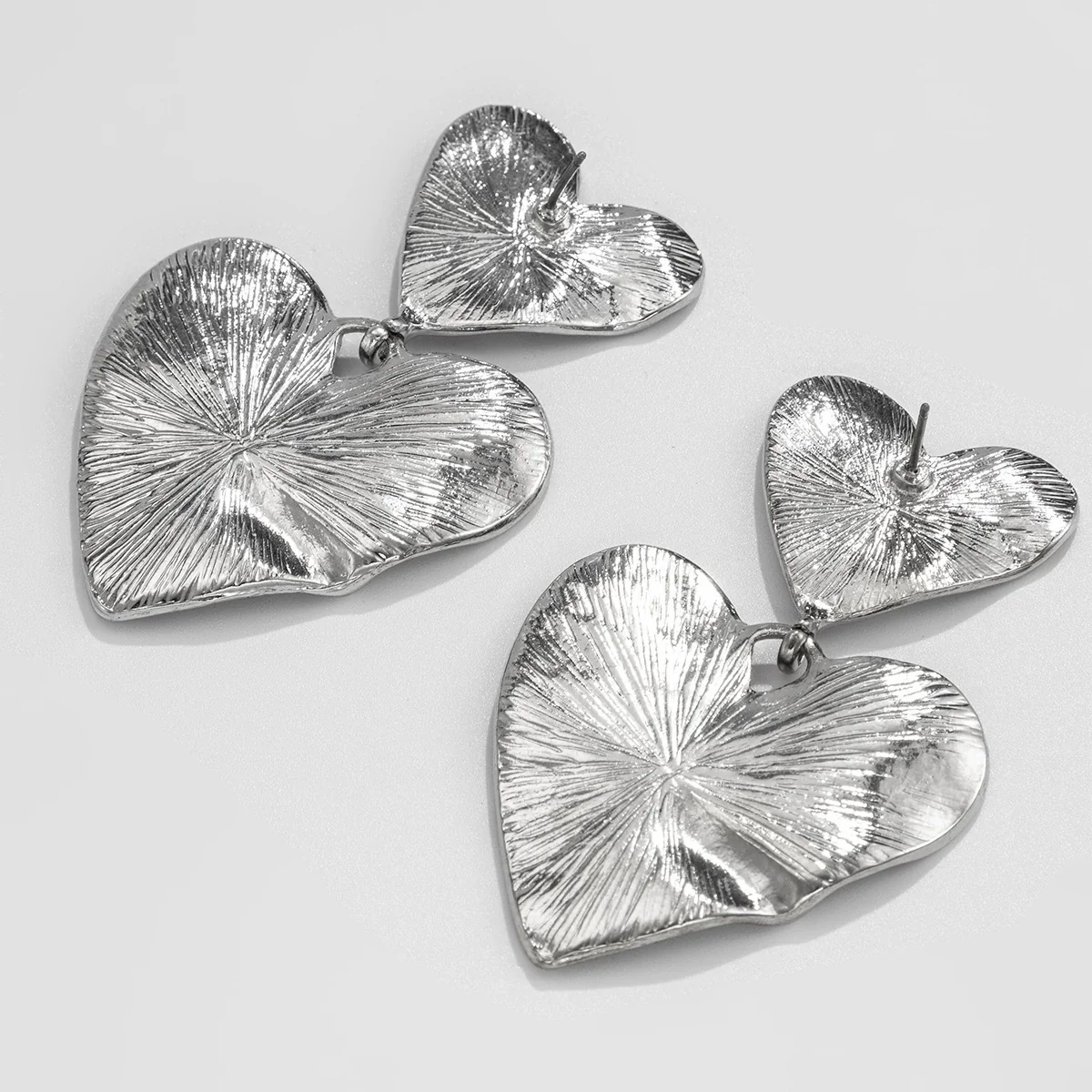Alloy Geometric And Heart Shape Liquid Love Tassel Earrings For Women With Electroplating - Image 4