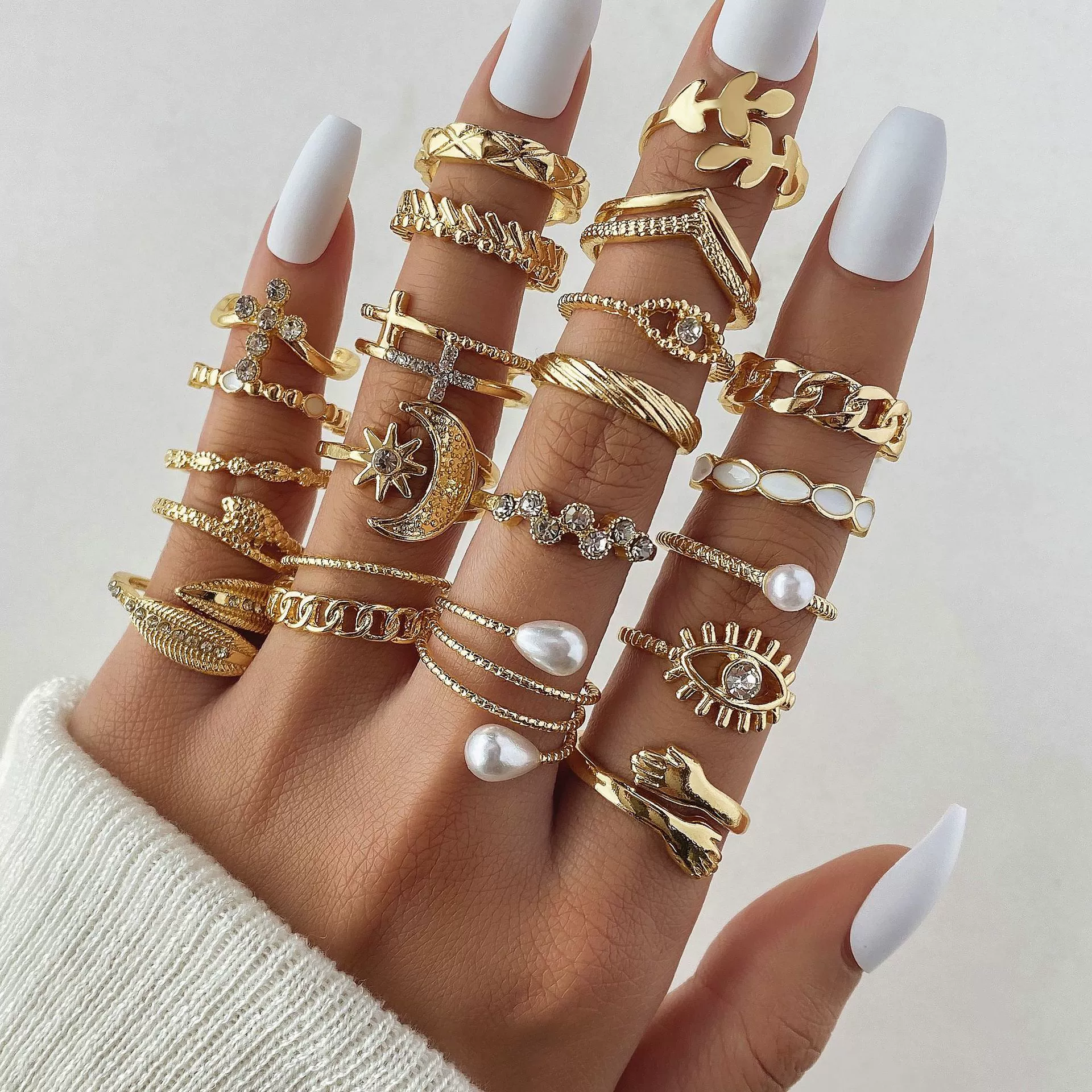 Alloy Geometric Black Butterfly Diamond Pearl Ring Dripping Oil Highend Unisex - Image 28