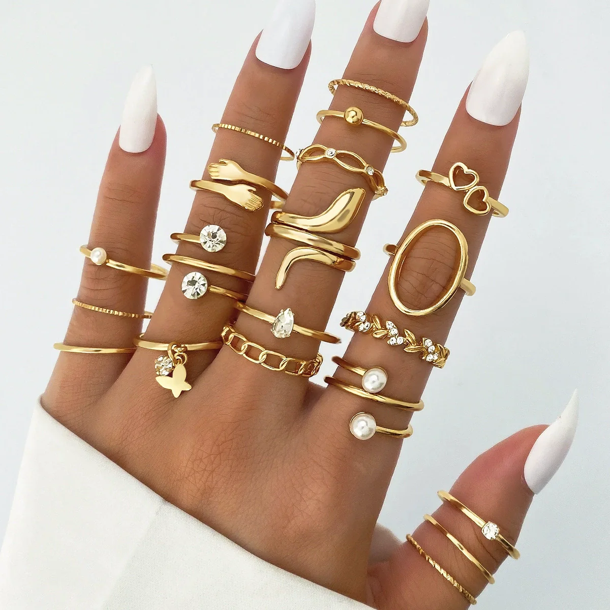 Alloy Geometric Black Butterfly Diamond Pearl Ring Dripping Oil Highend Unisex - Image 32