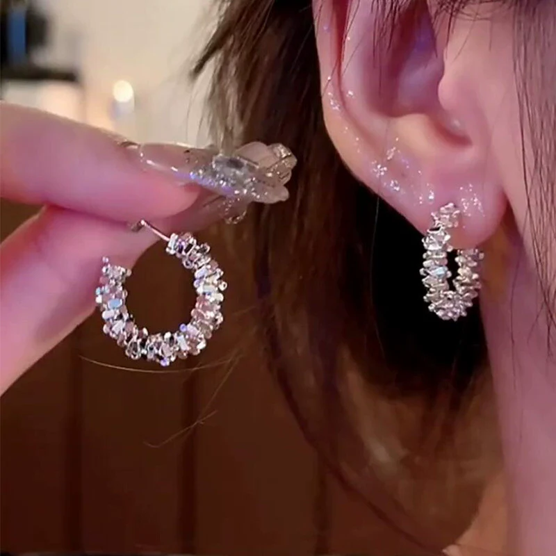 Alloy Geometric Cshaped Women's Highend Light Luxury Niche Design Electroplated Earrings - Image 2