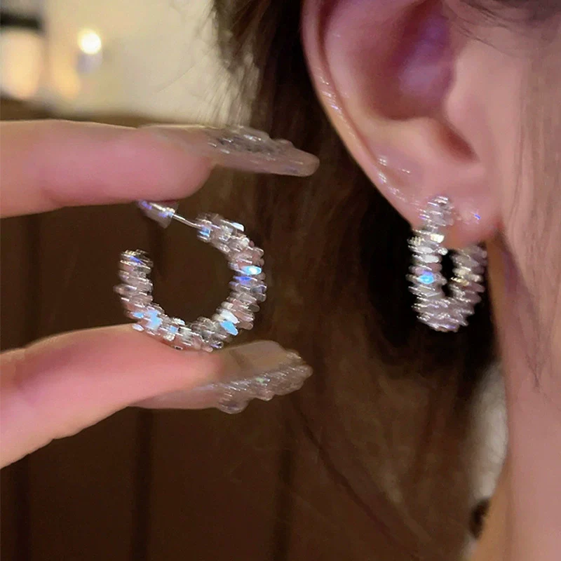 Alloy Geometric Cshaped Women's Highend Light Luxury Niche Design Electroplated Earrings - Image 6