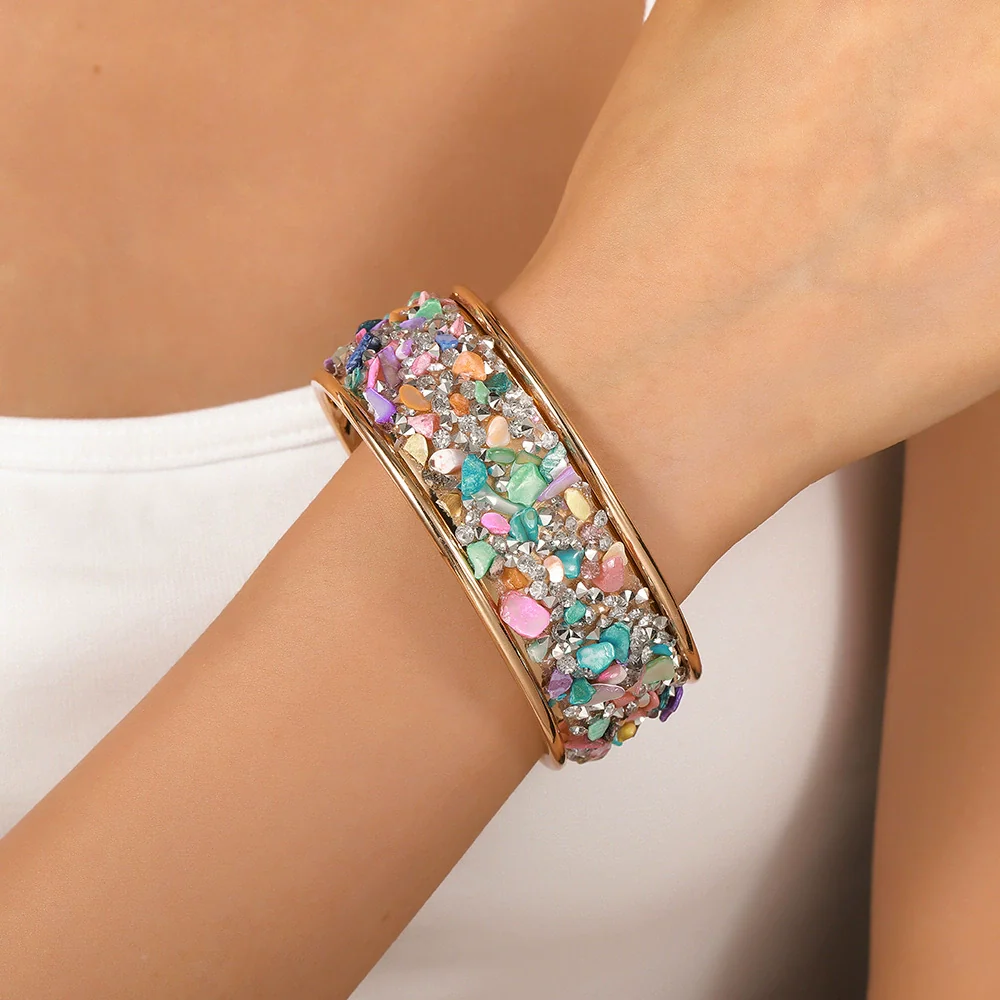 Alloy Geometric Diamondencrusted Electroplated Multilayered Glossy Cut Out Open Bracelet For Unisex - Image 4