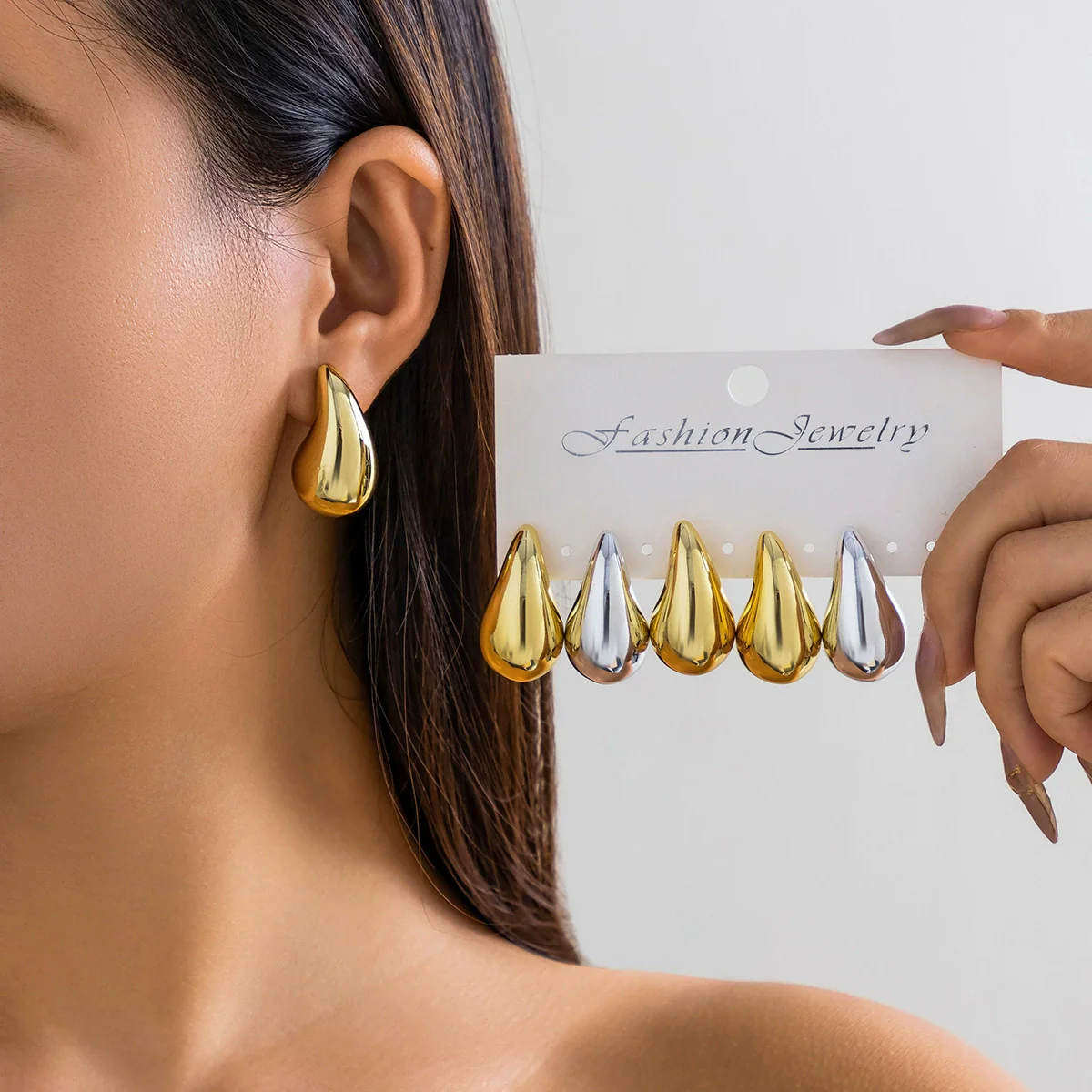 Alloy Geometric Electroplated Punk Style Teardrop Earrings For Women - Image 3