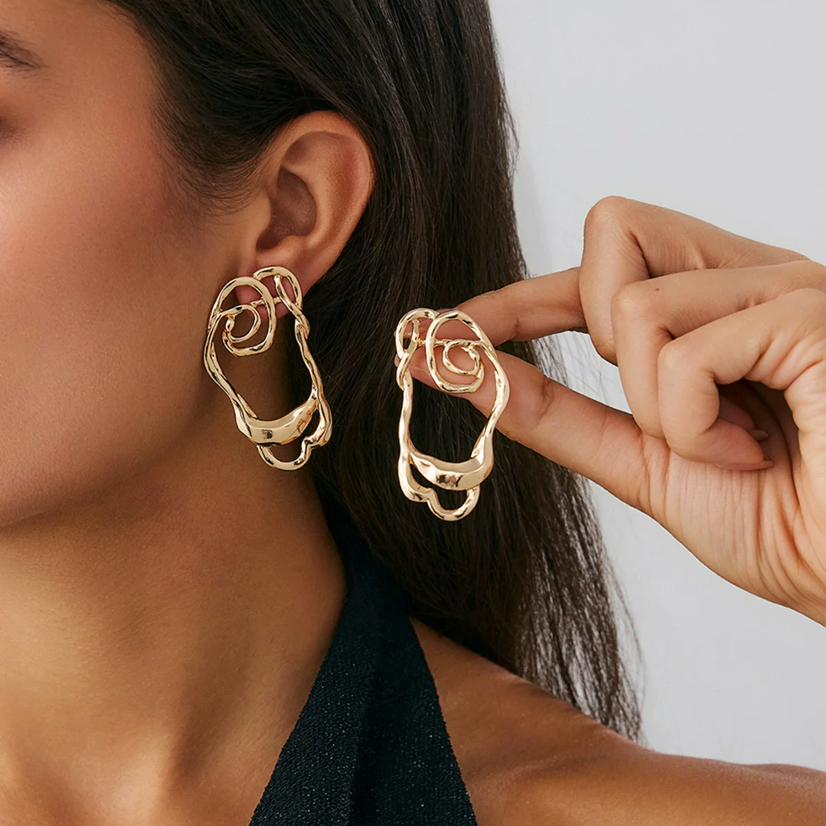 Alloy Geometric Heart Electroplating Pleated Lace Asymmetrical Petal Women's Earrings - Image 8