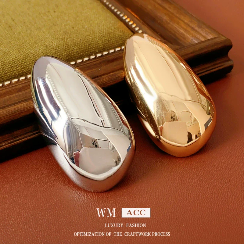 Alloy Geometric Irregular Oval Exaggerated Sophisticated Style Electroplating Brooch For Women - Image 2