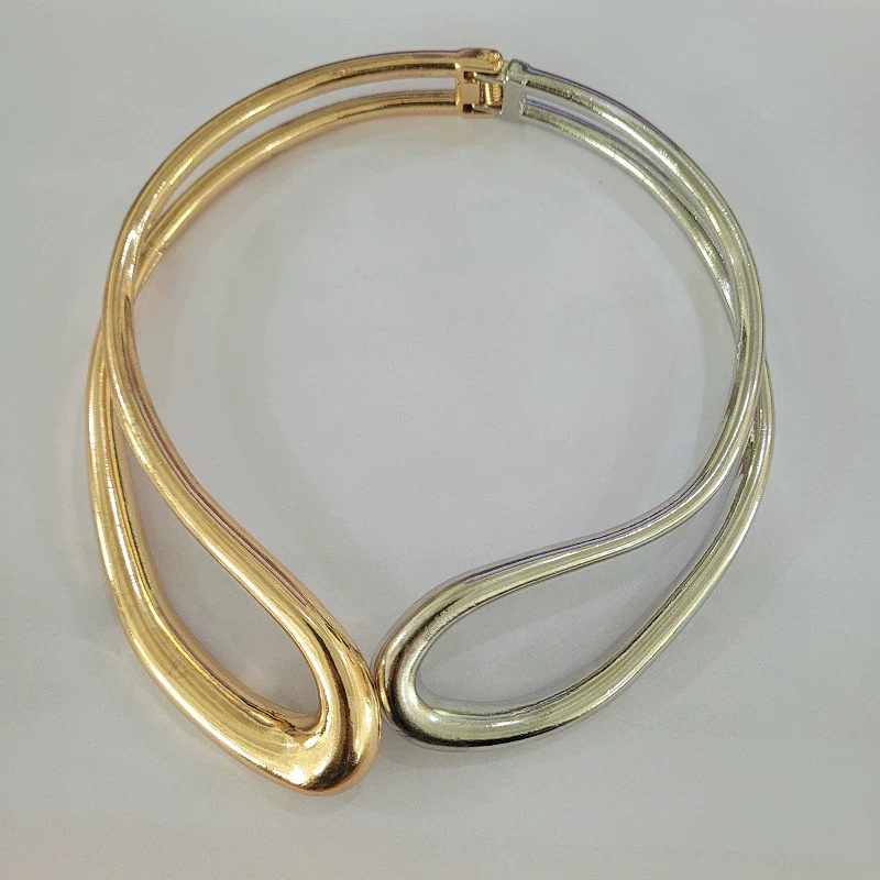 Alloy Geometric Retro Hollow Irregular Spring Collar Choker Necklace For Women - Image 8