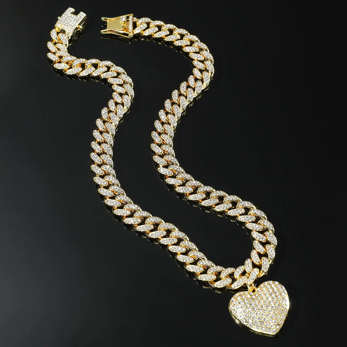 Alloy Heart Pendant Cuban Chain Hiphop Necklace With Diamond And Geometric Design - Image 2