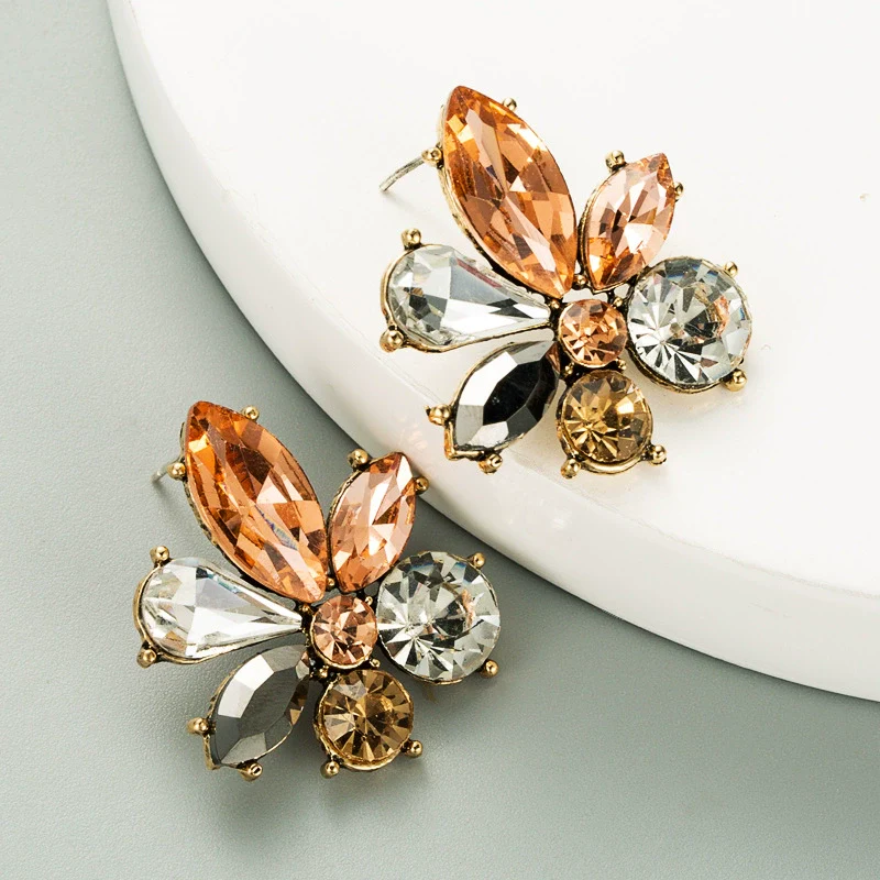 Alloy Inlaid Glass Diamond Flower Earrings Fashion Personality - Image 7