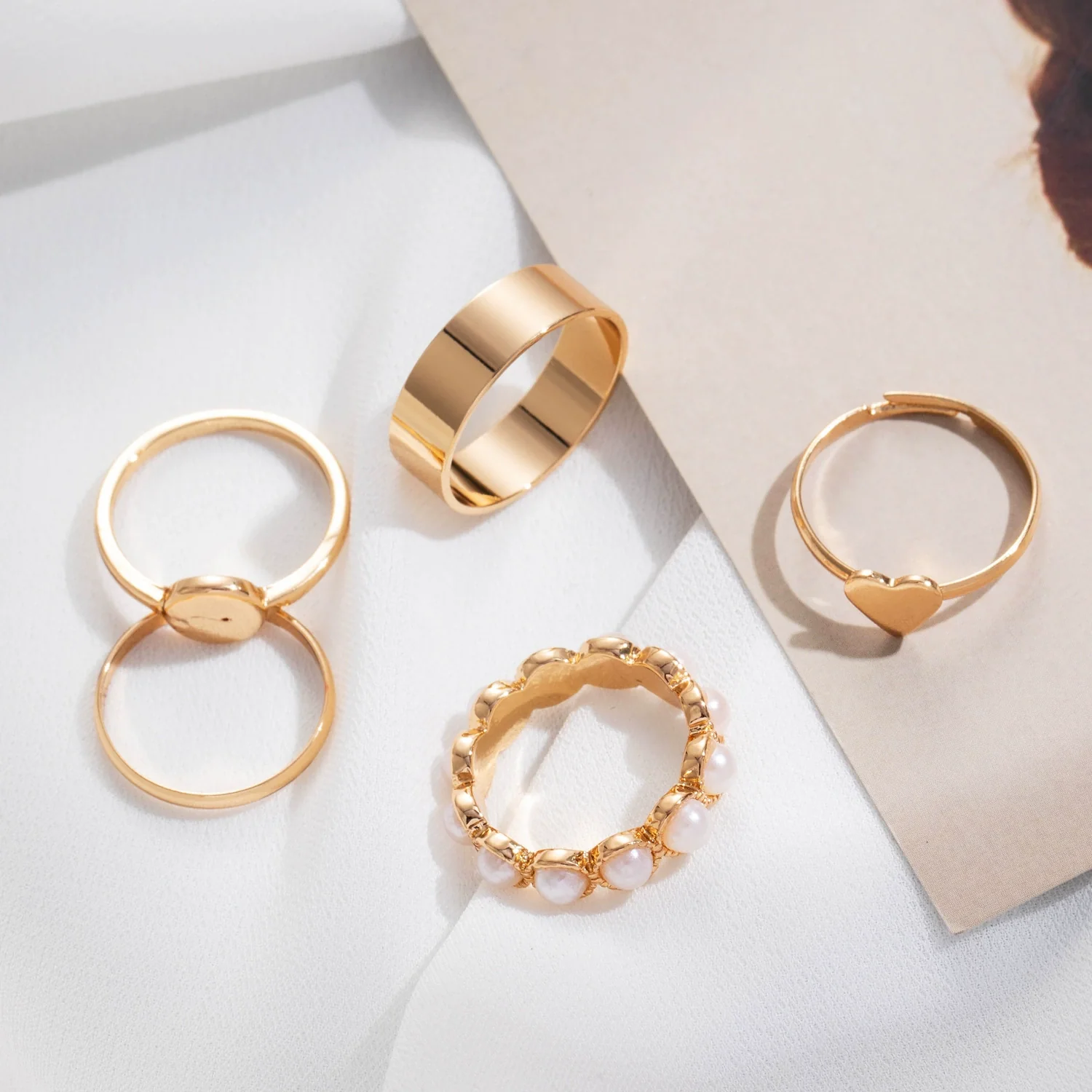 Alloy Love Heart Pearl Joint Ring Set For Women With Electroplating - Image 4
