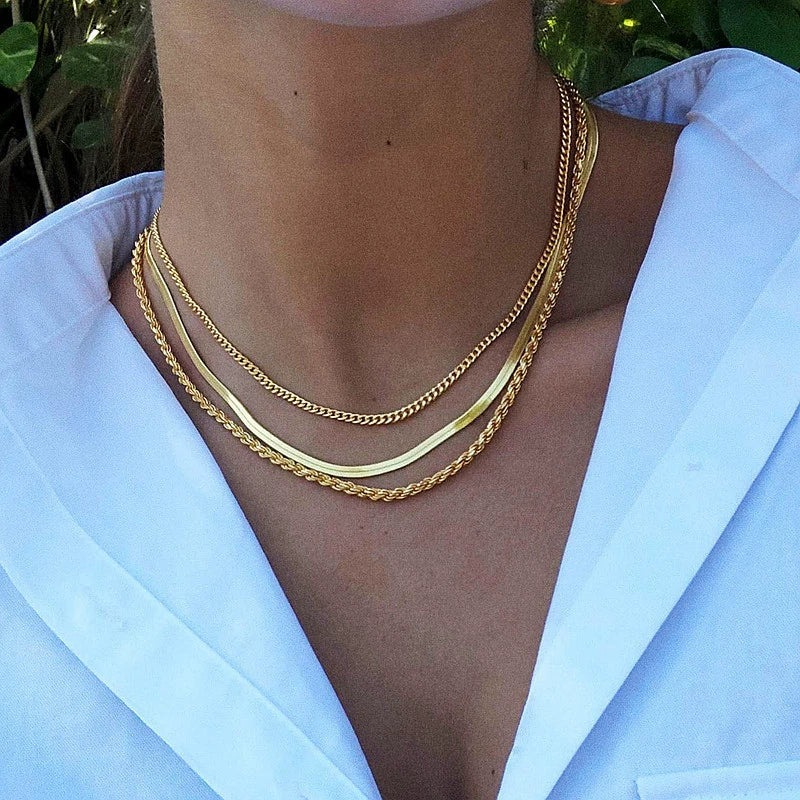 Alloy Metal Women's Multilayered Twist Chain Snake Bone Necklace With Geometric Pattern And Electroplating - Image 3