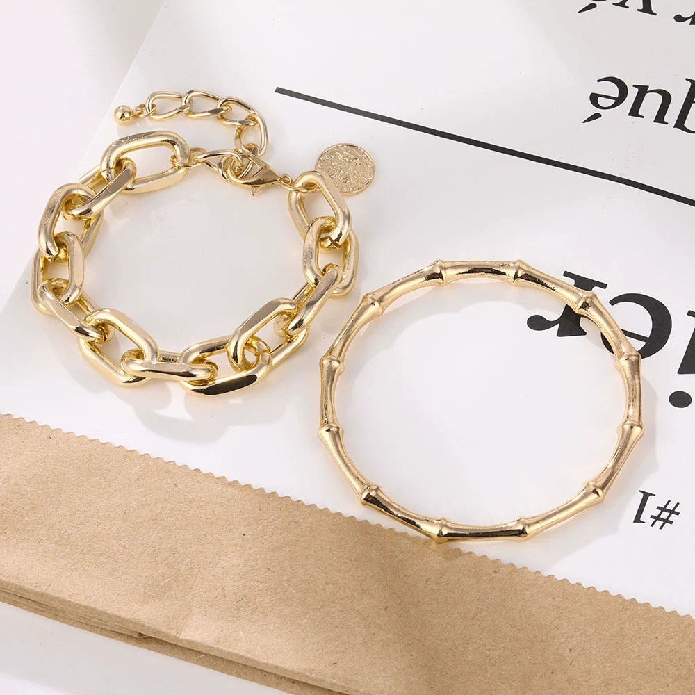 Alloy Punk Retro Bamboo Joint And Round Coin Pendant Women's Bracelet With Electroplating - Image 4