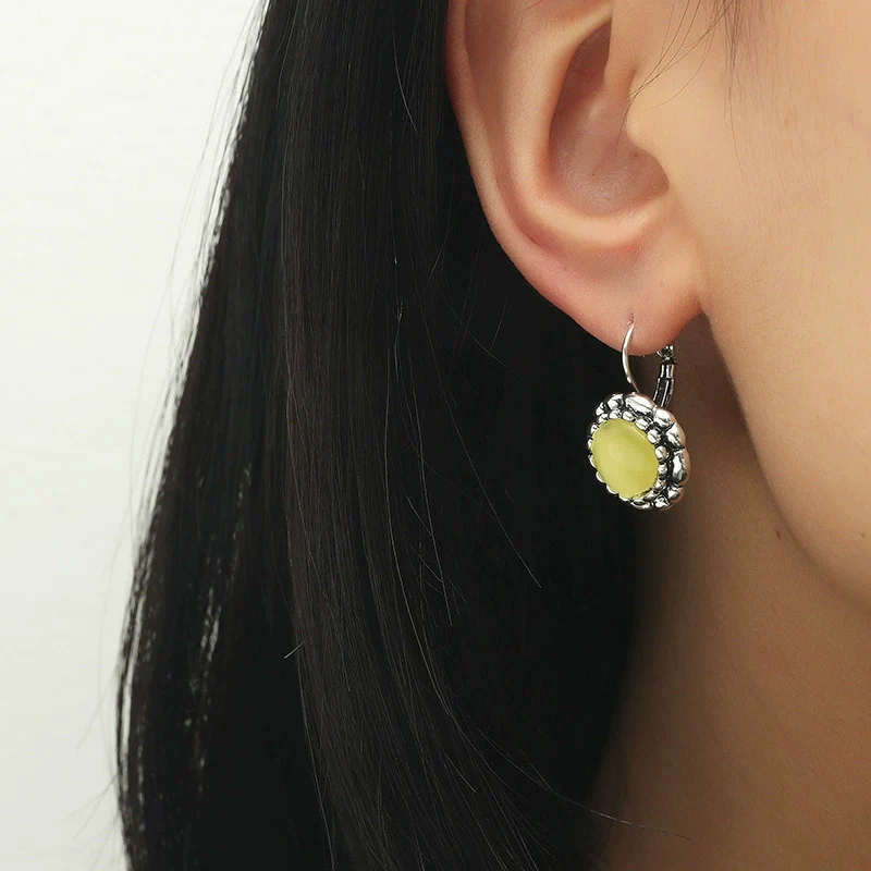 Alloy Retro Cat's Eye Sunflower Diamond Women's Earrings