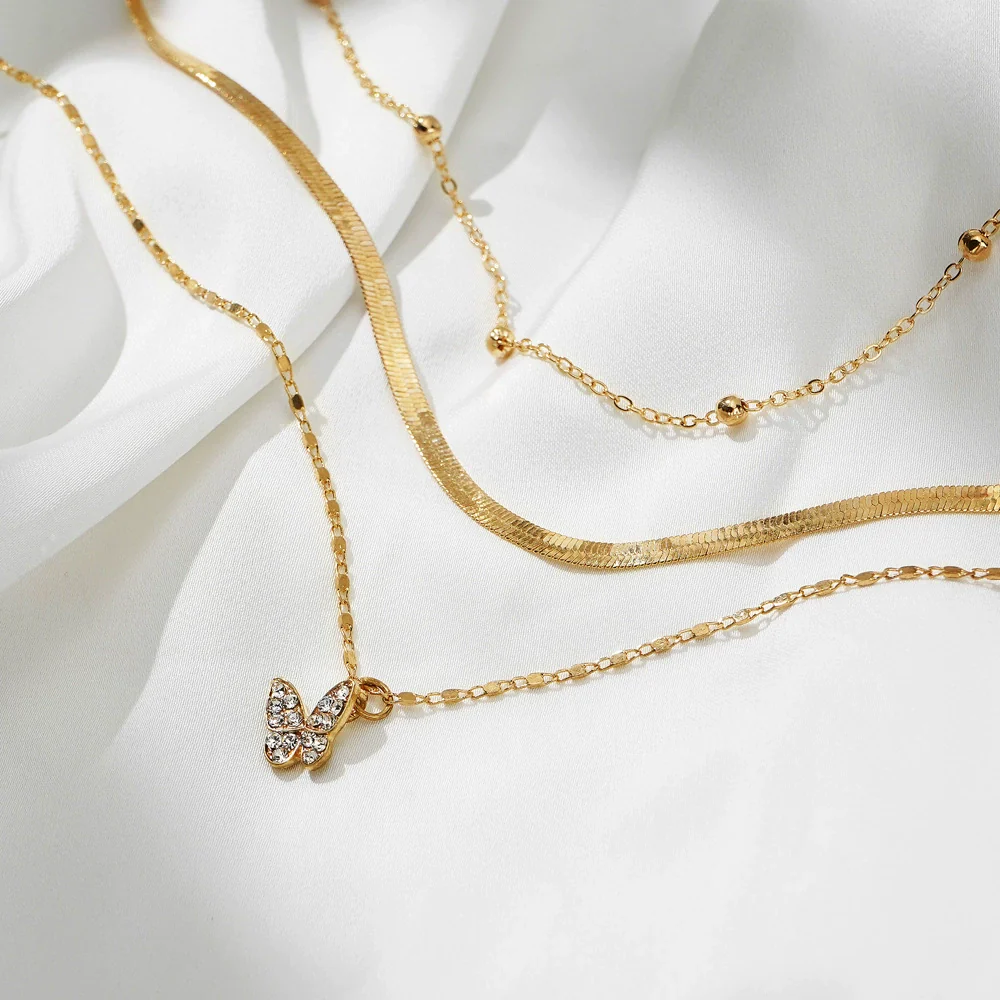 Alloy Snake Bone Chain With Retro Diamond Butterfly Pendant And Mixed Gem Inlay - Image 4