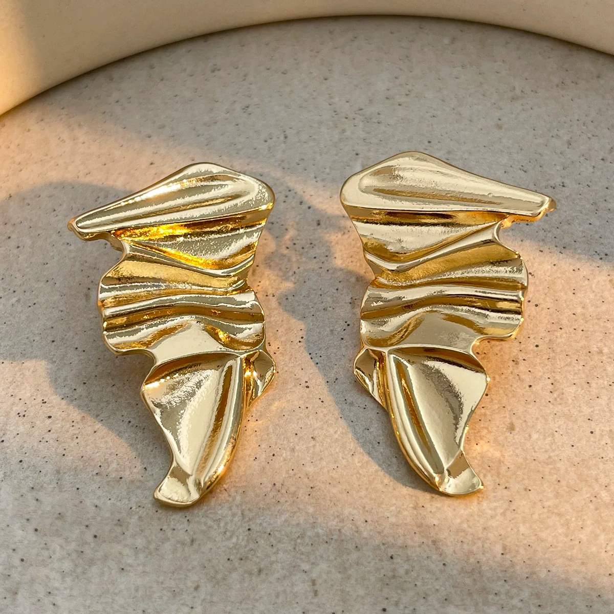 Alloy Stainless Steel Geometric Square Heart Pleated Electroplated Women's Earrings - Image 4