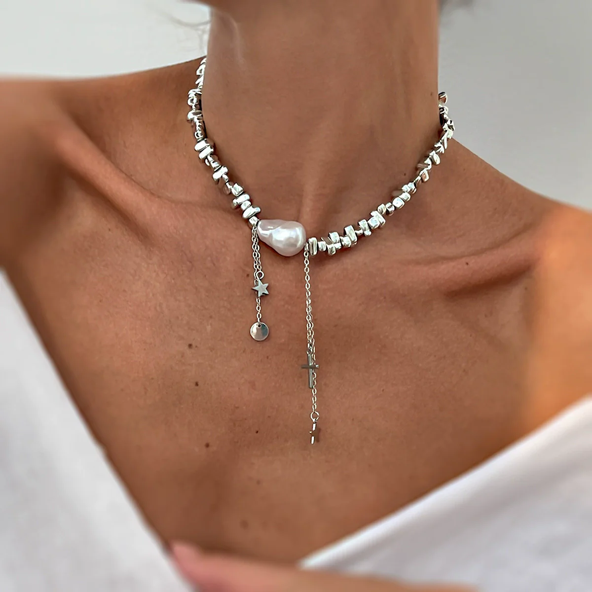 Baroque Imitation Pearl Beaded Geometric Star Tassel Alloy Electroplated Necklace For Women - Image 2