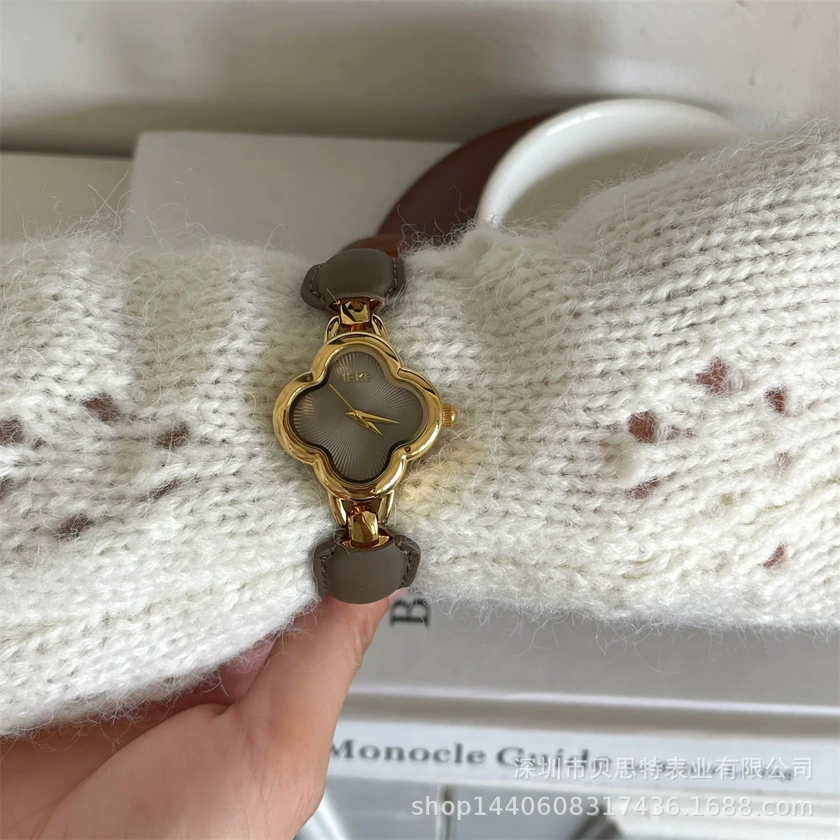 Belt Bracelet Watch Women Medieval Style Alloy Stainless Steel Four Leaf Clover Flower Shape - Image 2