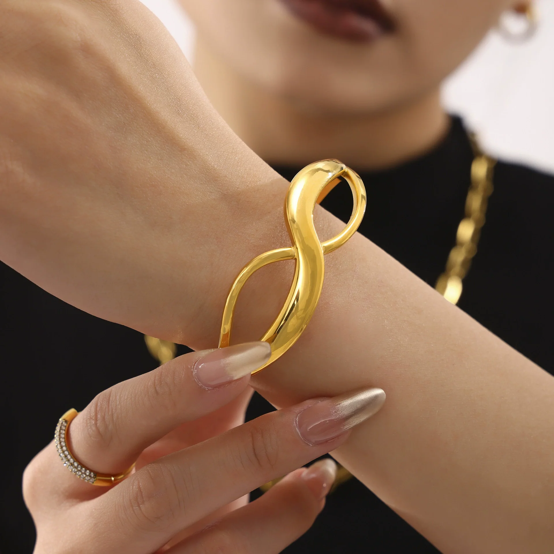 Bracelet Stainless Steel 8Shaped Geometric High Polished Pvd Plated 18K Real Gold Color Retention