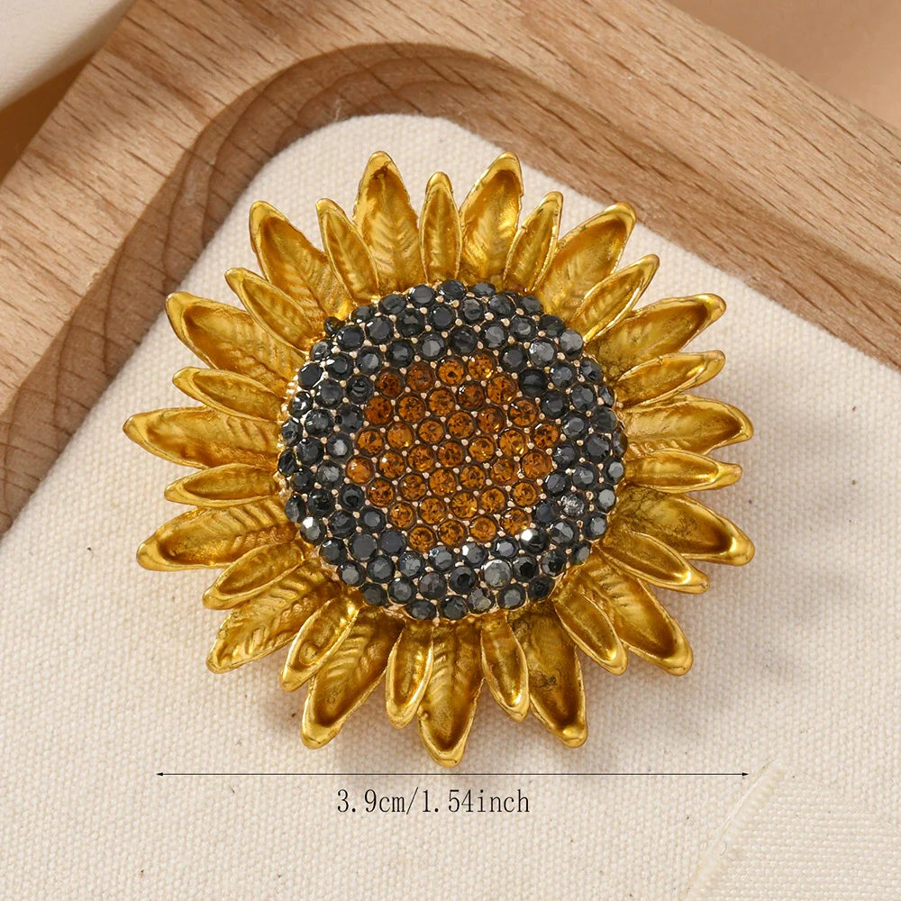 Brooches Enamel Alloy Electroplating Unisex Christmas Style - Image 18