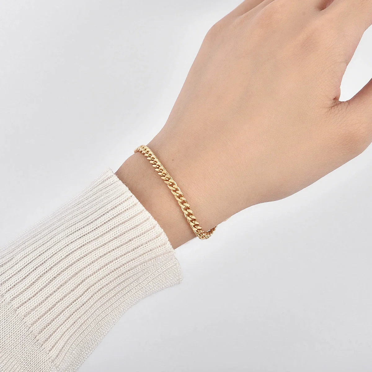 Copper Gold Plated Geometric Unisex Chain Bracelet With Electroplating - Image 3
