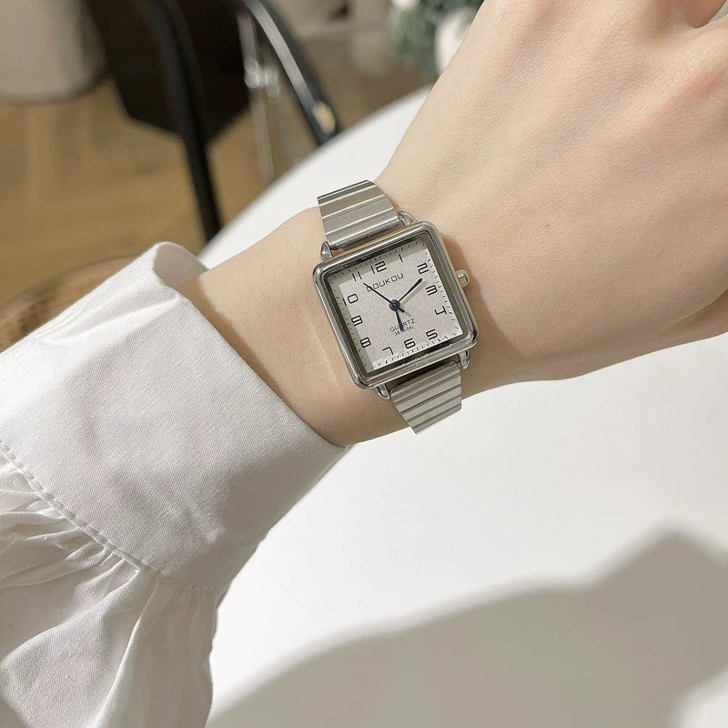 Couple Square Retro Style Watch With Stainless Steel Strap And Alloy Case - Image 5