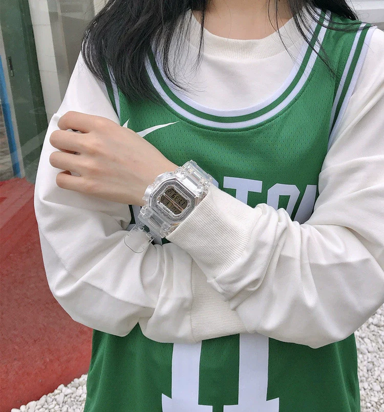 Couple's Electronic Watch Plastic Case Silicone Strap Square Dial Simple Fashionable - Image 9