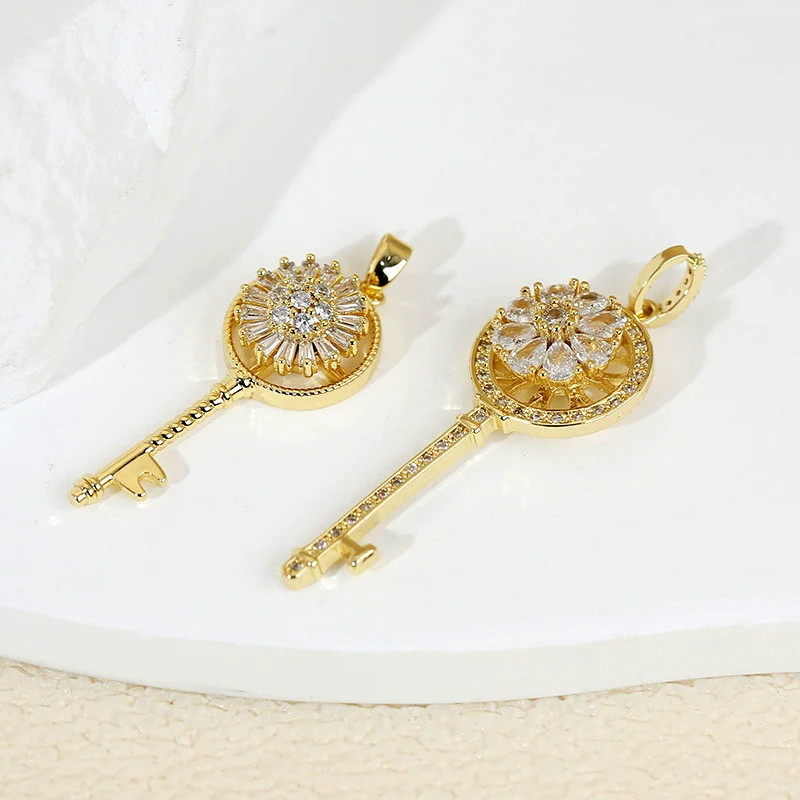 Decompression Rotary Key Jewelry Pendant Accessories Copper Electroplated Cartoon Style - Image 2
