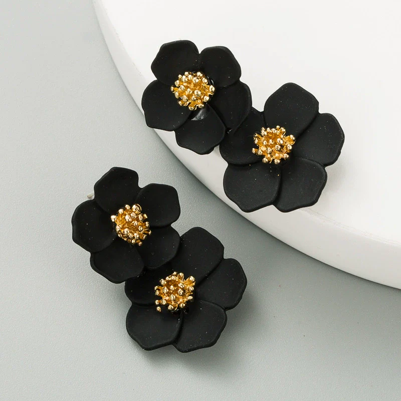 Fashion Fresh Sweet Elegant Multilayer Flower Alloy Baking Paint Women's Earrings - Image 9