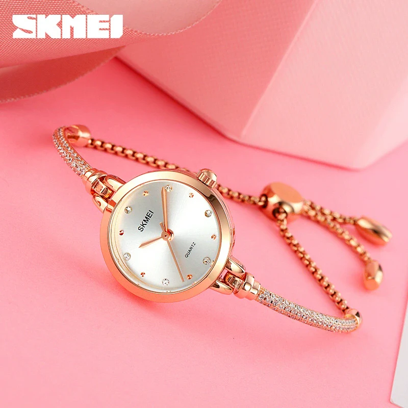 Fashion Light Luxury Women's Quartz Watch Stainless Steel Metal Round Dial - Image 3