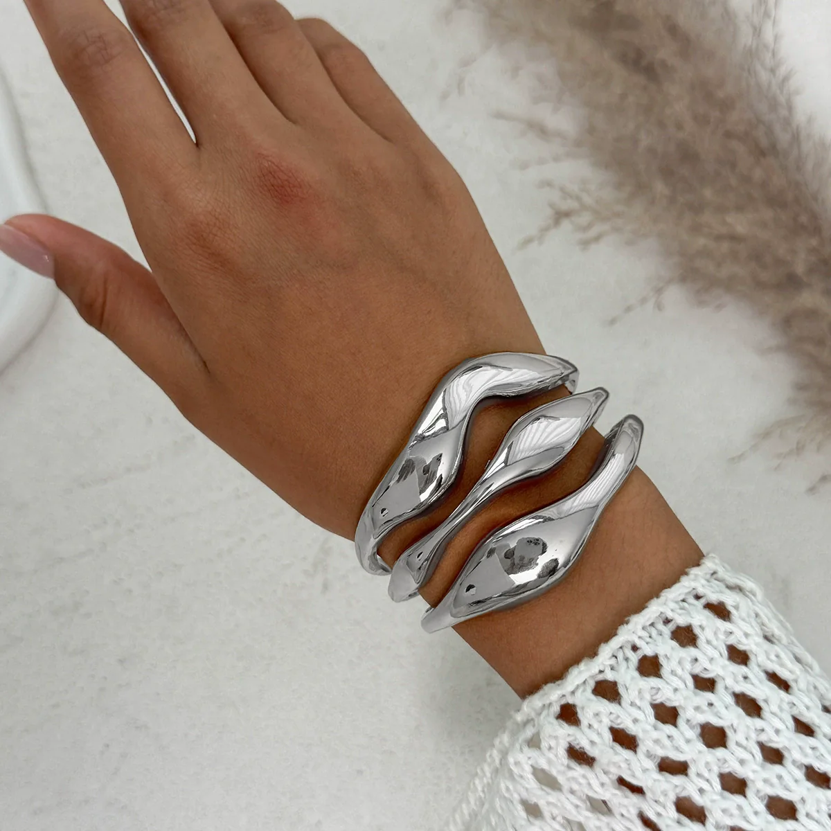 Fashion Metal Glossy Plain Faceted Spring Ring Bracelet Electroplated - Image 11