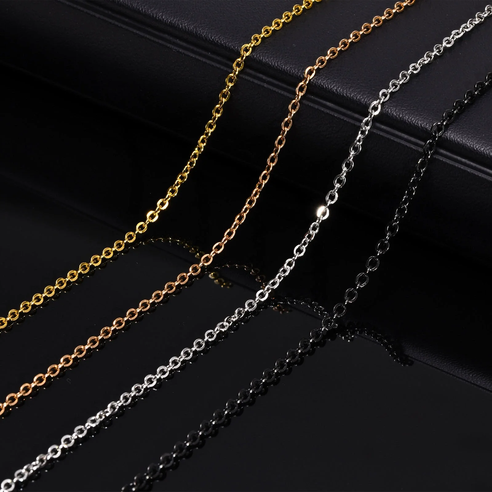 Fashion Pendant Necklace With O Chain Titanium Steel Geometric Pattern Electroplated - Image 2