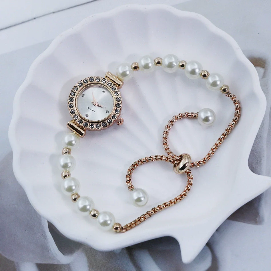 Fashionable Pearl Alloy Round Dial Female Student Watch - Image 4