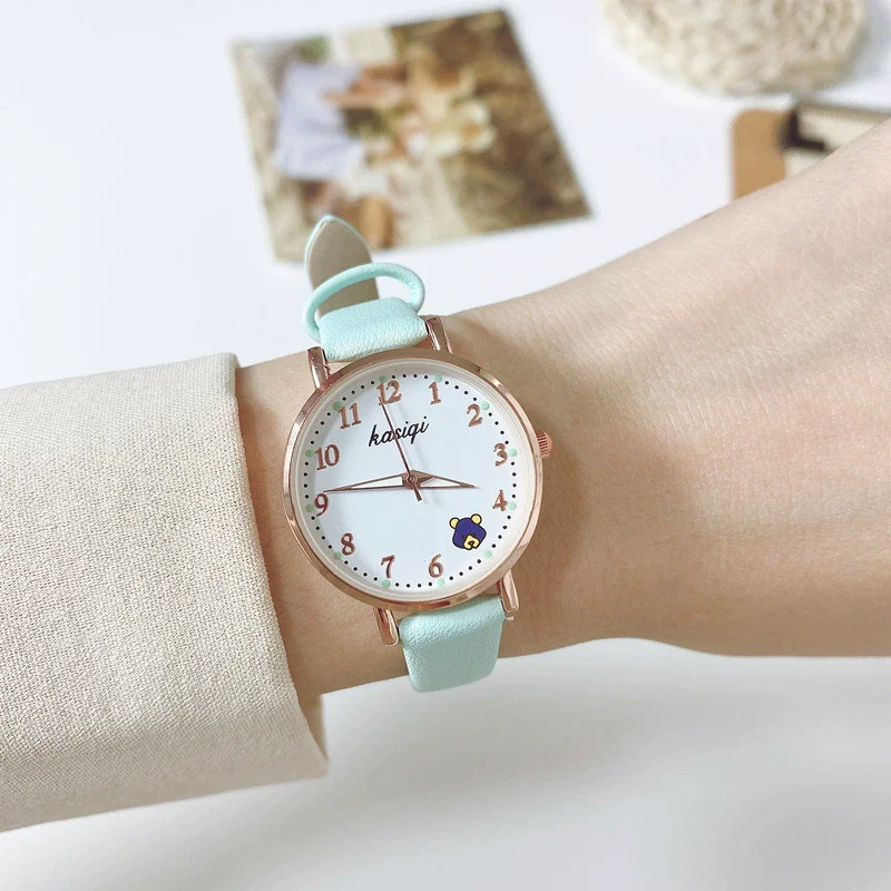 Female Leisure Alloy Case Imitation Leather Strap Round Dial Watch - Image 3