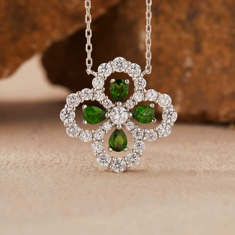 Gemstone Necklace For Women Natural Tanzanite Garnet Aquamarine Diopside Clover 225 Sterling Silver Clavicle Cross Chain Light Luxury Style - Image 6
