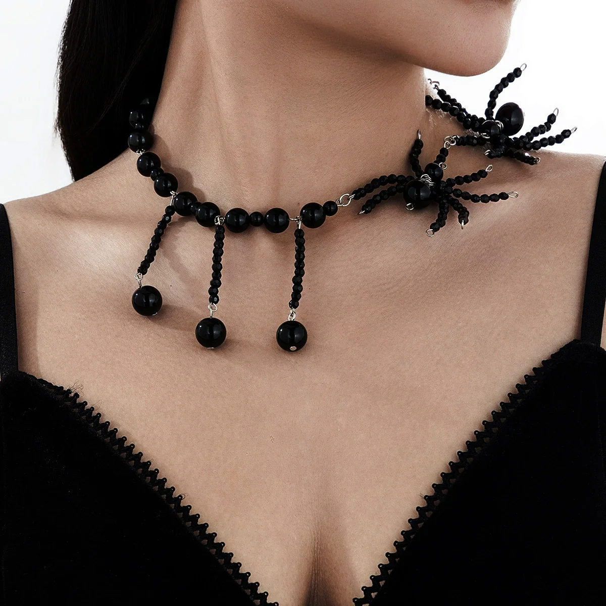 Gothic Dark Style Crystal Spider Plastic Beads Clavicle Chain With Electroplating For Women - Image 2