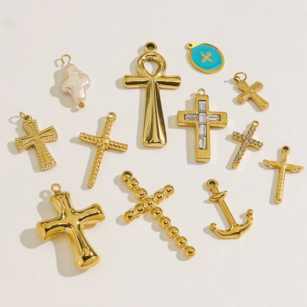 Handmade Stainless Steel Cross Jewelry Accessories With Electroplating Process And Classic Fashion Style
