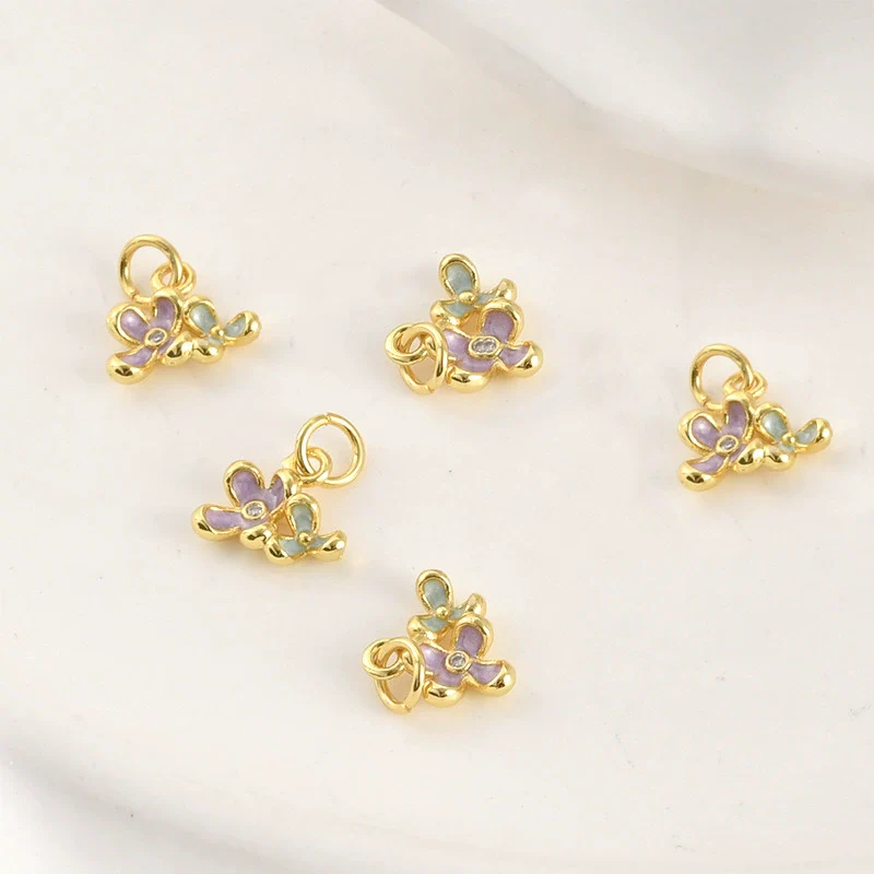 Jewelry Accessories Copper Small Flower Pendant Electroplated With Strong Color Retention - Image 8