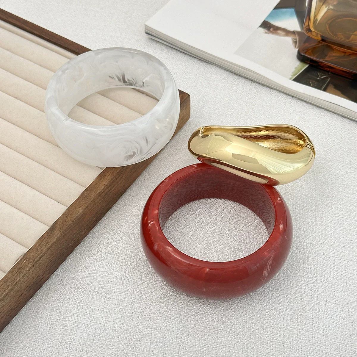 Jewelry Acrylic Handmade Asymmetrical Water Ripple Spring Bracelet Highend Feel - Image 4