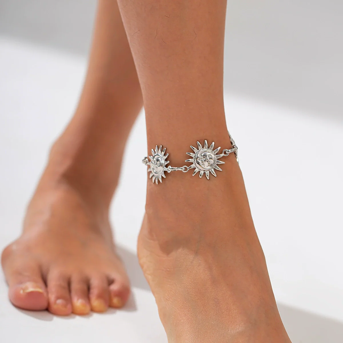Jewelry Alloy And Iron Chain Geometric Style Women's Anklet With Tassel - Image 2