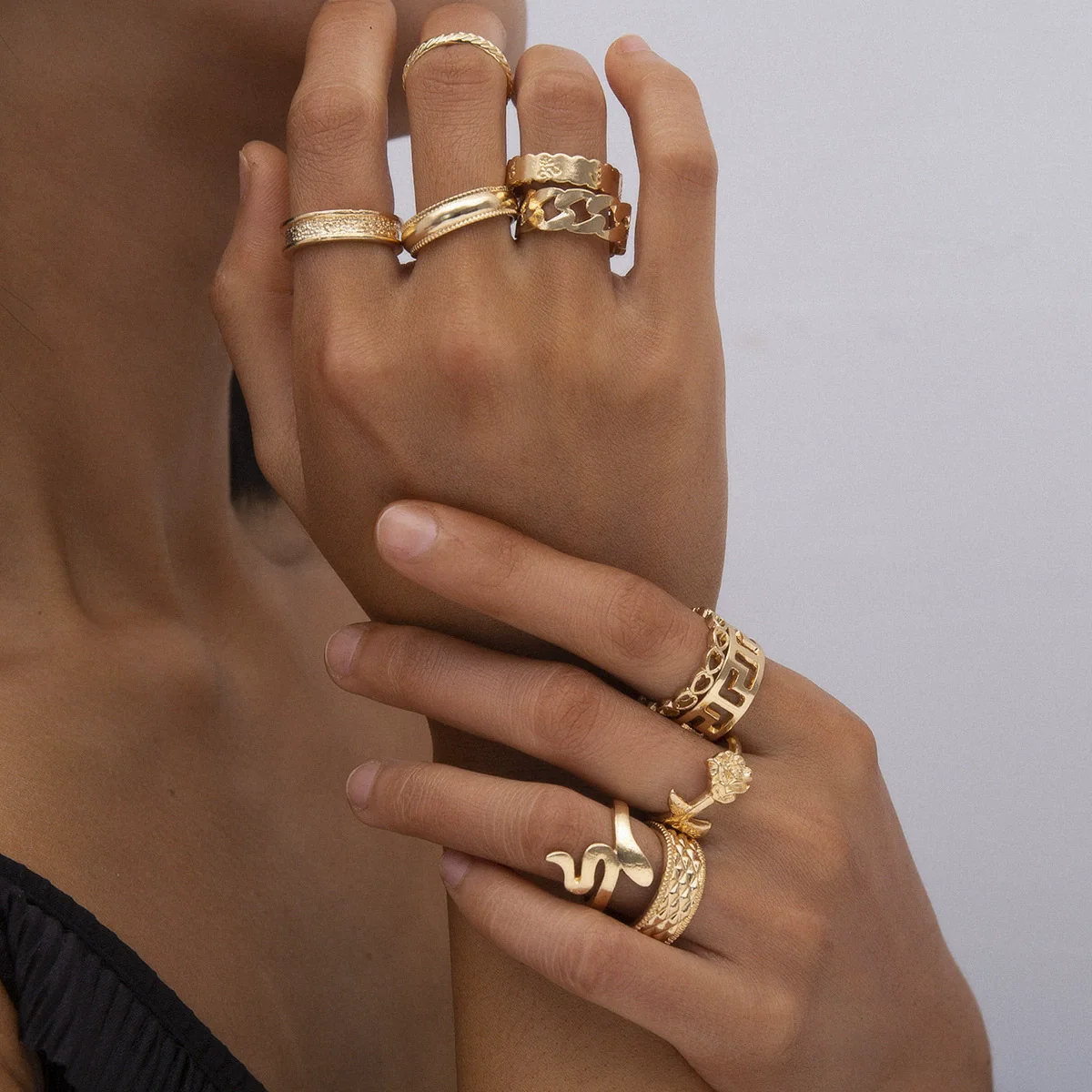Jewelry Alloy Geometric Ring With Flower Pattern Punk Style Electroplating For Women - Image 4