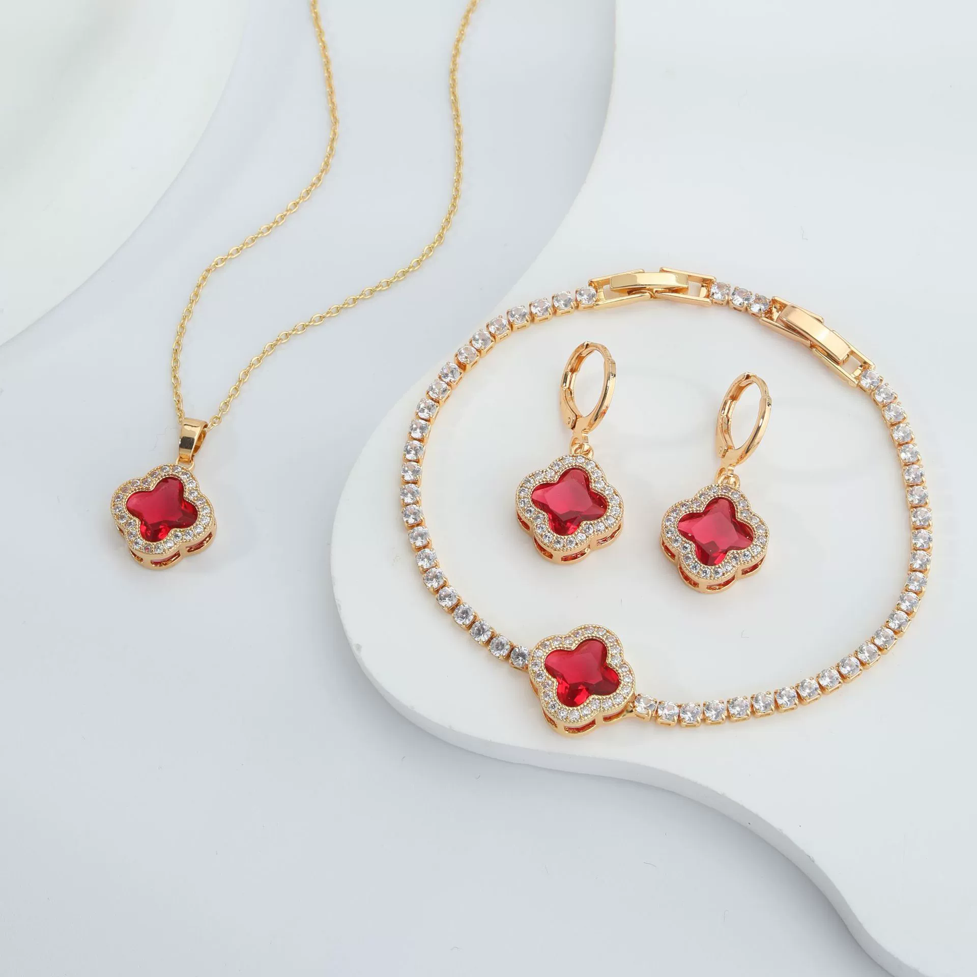 Jewelry Clover Pendant Copper Electroplating Unisex Earrings Necklace Bracelet Set - Image 3