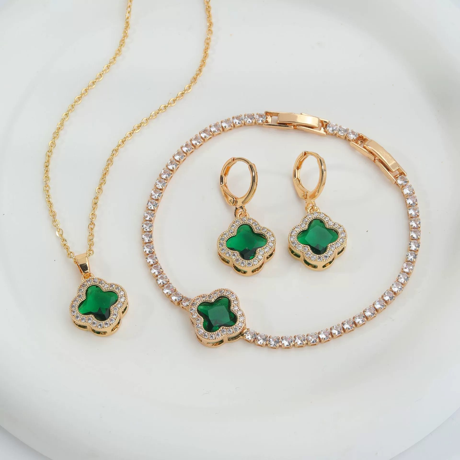 Jewelry Clover Pendant Copper Electroplating Unisex Earrings Necklace Bracelet Set - Image 4